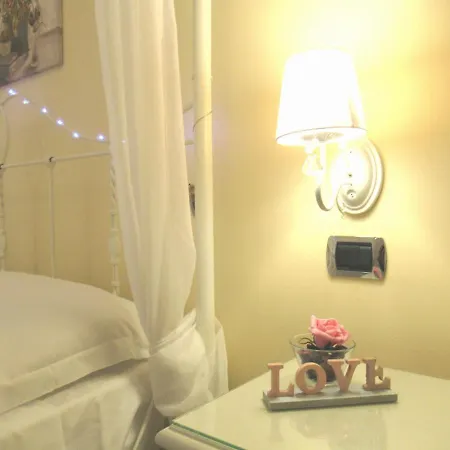 Bed and Breakfast Life 4*