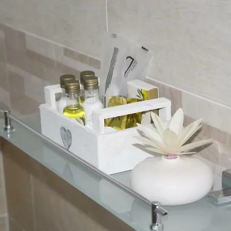 Life Nocleg ze śniadaniem 4*