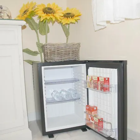 Life Nocleg ze śniadaniem Pompeja