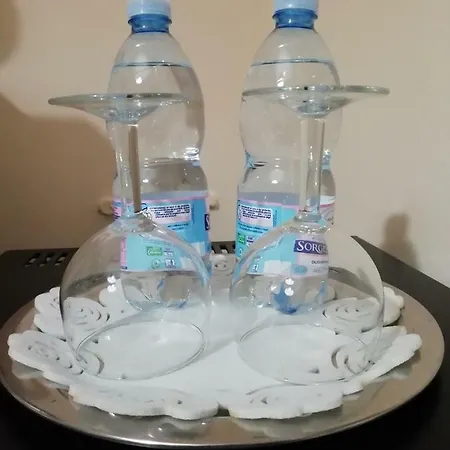 Life Nocleg ze śniadaniem Pompeja