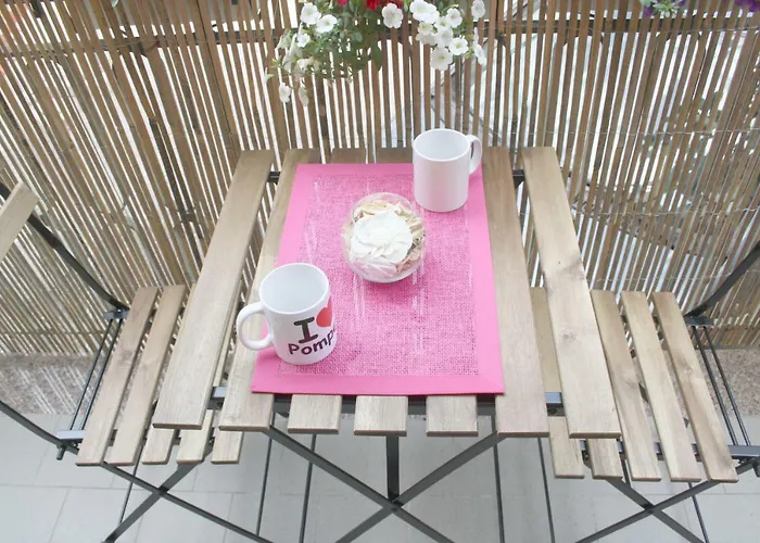 Life Bed & Breakfast 4*